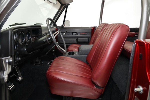 For Sale Used 1975 GMC Jimmy 4x4 350 4-Speed PS PB Fully Topless | American Dream Machines Des Moines IA 50309
