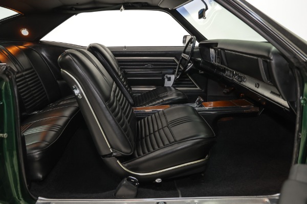 For Sale Used 1968 Buick Riviera GS 430 PS PB  AC PW Exceptional Car | American Dream Machines Des Moines IA 50309