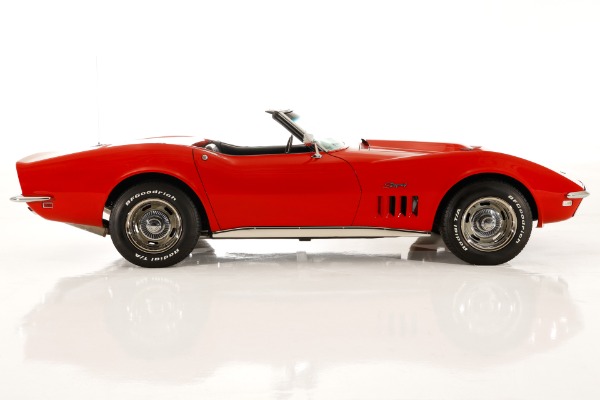 For Sale Used 1968 Chevrolet Corvette Two Tops, 4-Speed, L88 Hood | American Dream Machines Des Moines IA 50309