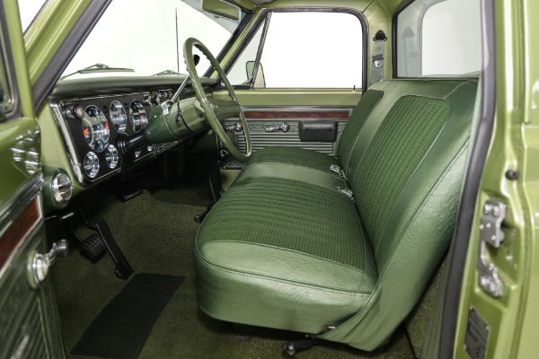 For Sale Used 1970 GMC Pickup Frame-Off K10 4X4 CST 350 PS PB AC | American Dream Machines Des Moines IA 50309