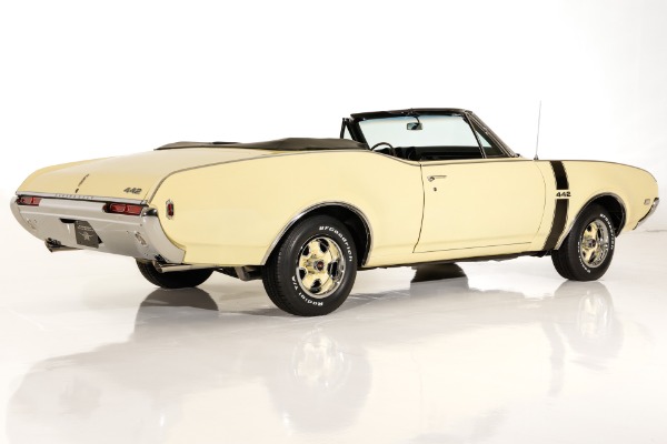 For Sale Used 1968 Oldsmobile 442 Convertible 400, 4-Speed PS PB | American Dream Machines Des Moines IA 50309