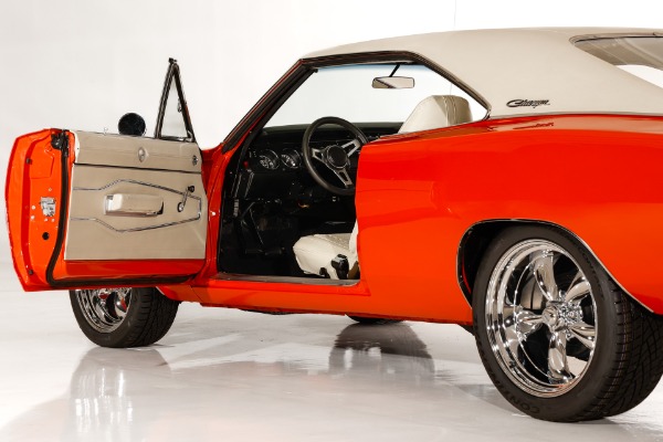 For Sale Used 1970 Dodge Charger RT, Hemi Orange 440 6-Pack 4-Speed Pistol Grip, White Bucket Int. PS PB | American Dream Machines Des Moines IA 50309