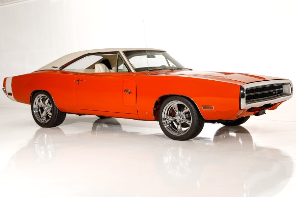 For Sale Used 1970 Dodge Charger RT, Hemi Orange 440 6-Pack 4-Speed Pistol Grip, White Bucket Int. PS PB | American Dream Machines Des Moines IA 50309