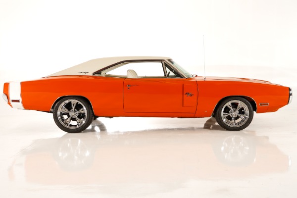 For Sale Used 1970 Dodge Charger RT, Hemi Orange 440 6-Pack 4-Speed Pistol Grip, White Bucket Int. PS PB | American Dream Machines Des Moines IA 50309